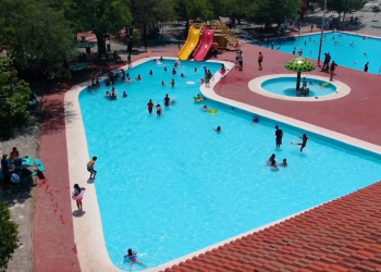 albercas-de-monterrey-acceso-gratis-alcalde