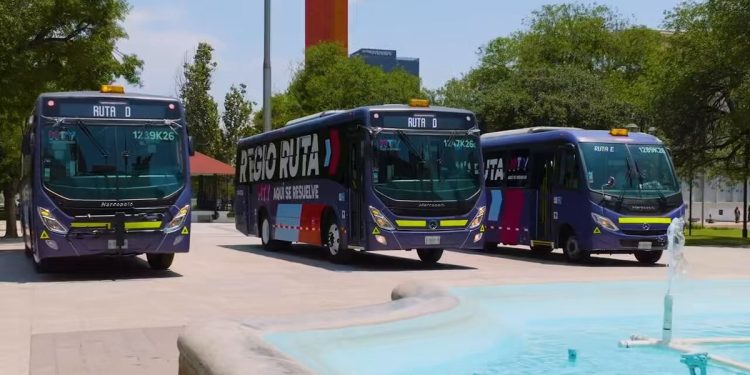 Regio-ruta-de-monterrey-es-una -opción-de-movilidad-segura-gratuita-y-eficiente - Hola Mty