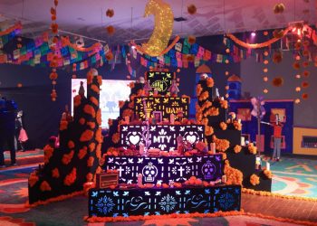 altar-de-muertos-inmersivo-en-monterrey-para-el-día-de-muertos