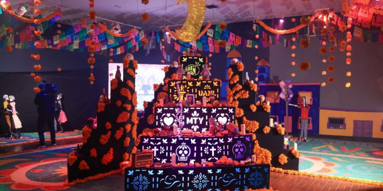 021025-holamty - Hola Mty Altar-de-muertos-inmersivo-en-monterrey-para-el-día-de-muertos - Hola Mty