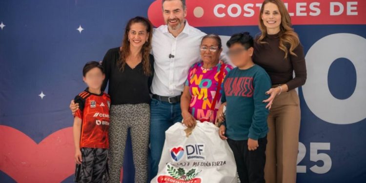 Costales-de-amor-dif-monterrey-para-2-mil-personas - Hola Mty