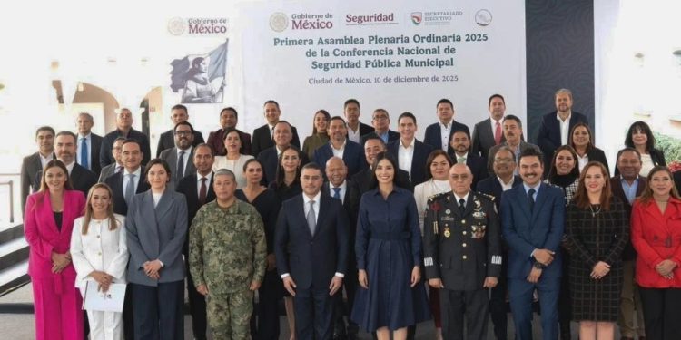 Hola Mty Asiste Adrián De La Garza a La Sesión Ordinaria De La Conferencia Nacional De Seguridad Pública Municipal - Hola Mty Seguridad Pública Municipal, Conferencia Nacional, Plan De Cinco Años - Hola Mty