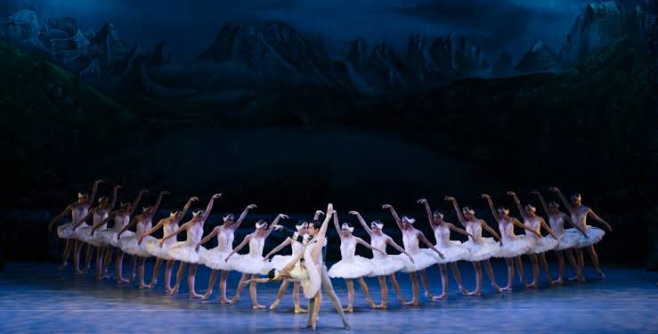 - Hola Mty Ballet De Monterrey - Hola Mty